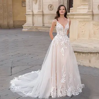Сшитое поръчкови Сватбена рокля на спагети презрамки с аппликацией, Дантелено рокля трапецовидна форма, с влак, Сватбената рокля на поръчка с отворен гръб Vestido De Noiva