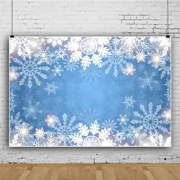 Зимните Сини снежинки Падат на фона на Подпори за детски рожден Ден Художествена фотосесия на Фона на снимка от Фотосесията
